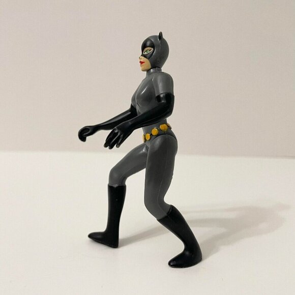 1993 Kenner Batman The Animated Series Catwoman Action Figure DC Comics 4 Inch - Picture 4 of 16